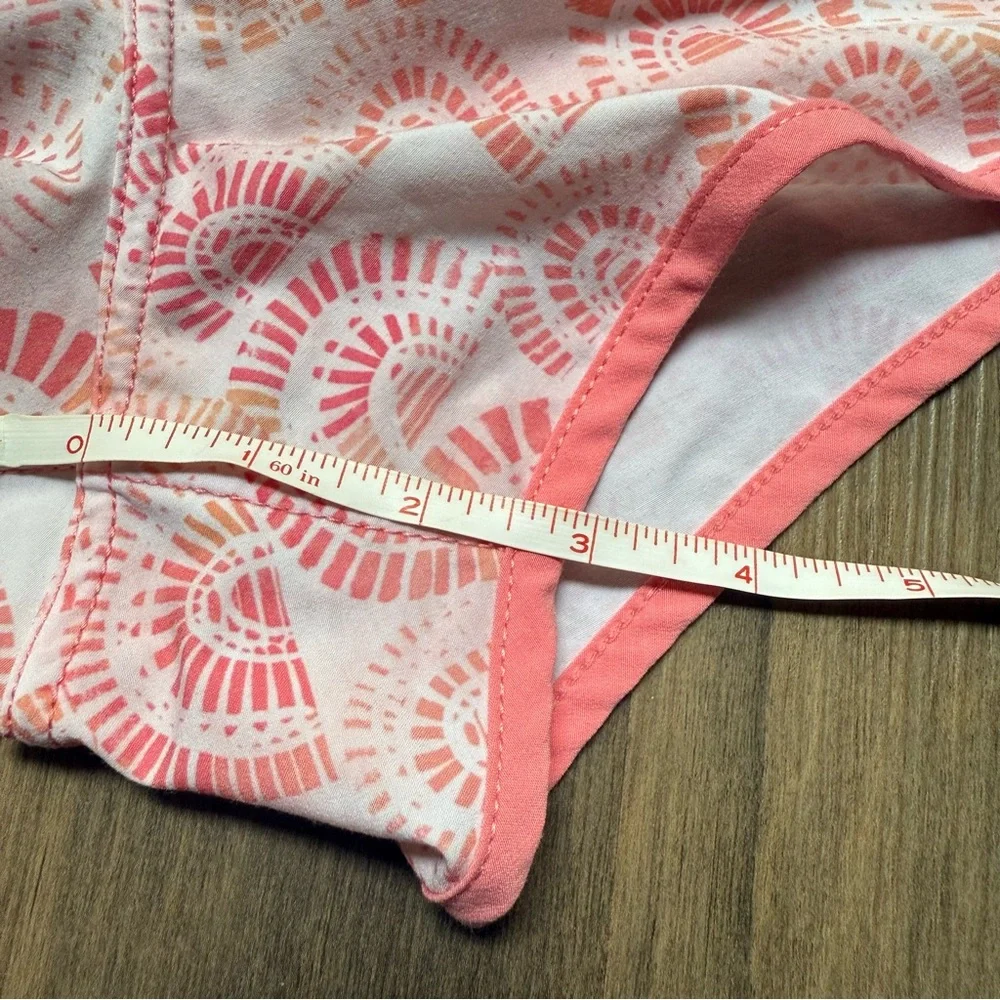 Salt Life Women's Pink Orange Scallop Pattern Swim Trunks Shorts Size‎ SML